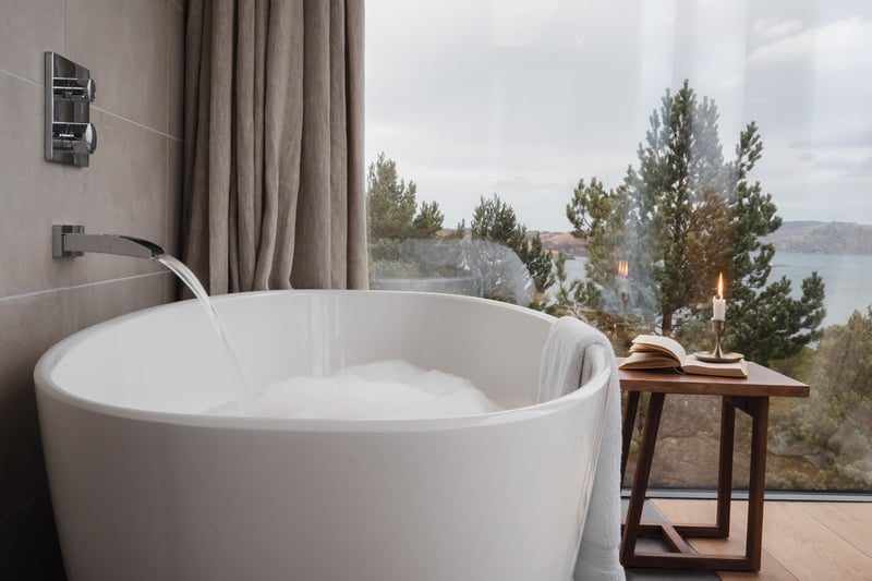 You can even enjoy the stunning views from the bathtub!