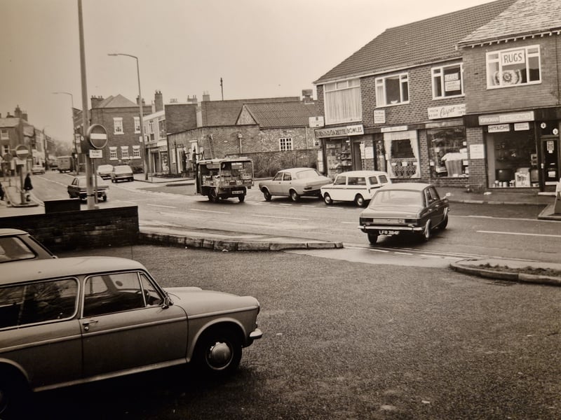 This was 1976 in Blackpool Old Road. There were problems for motorists using the library after parking outside the Teanlowe Centre