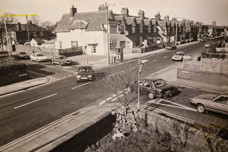 This is the junction of Church Road and Kenilworth Road in March 1980