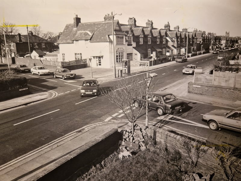 This is the junction of Church Road and Kenilworth Road in March 1980