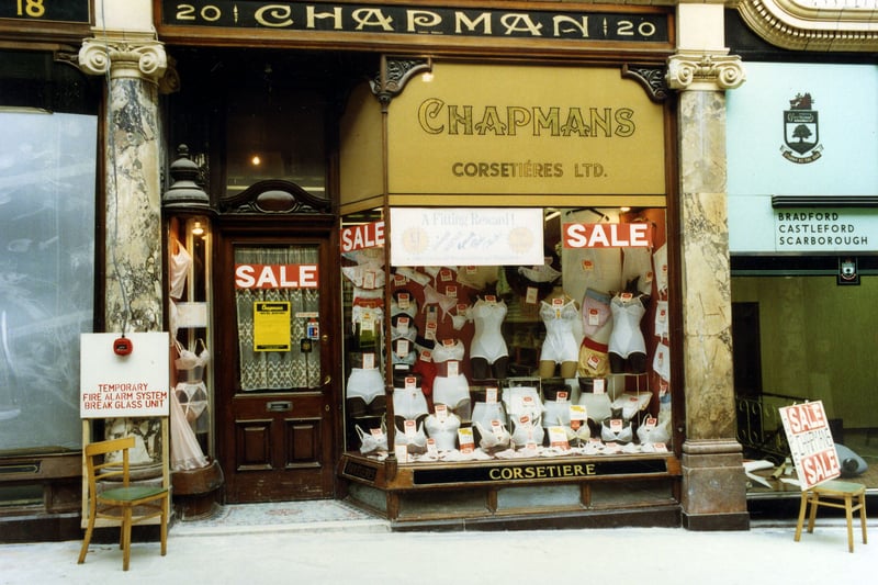 Do you remember Chapmans Corsetieres in the County Arcade? It was holding a closing down sale in October 1989. This long established business was the only one that had retained its original shop frontage and so was used as a blueprint during the renovations for the restoration of the oher shop facades. 