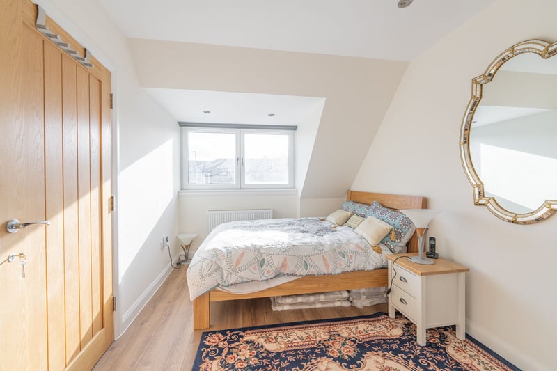 On the upper level, there are two further good sized double bedrooms with twin aspect windows.