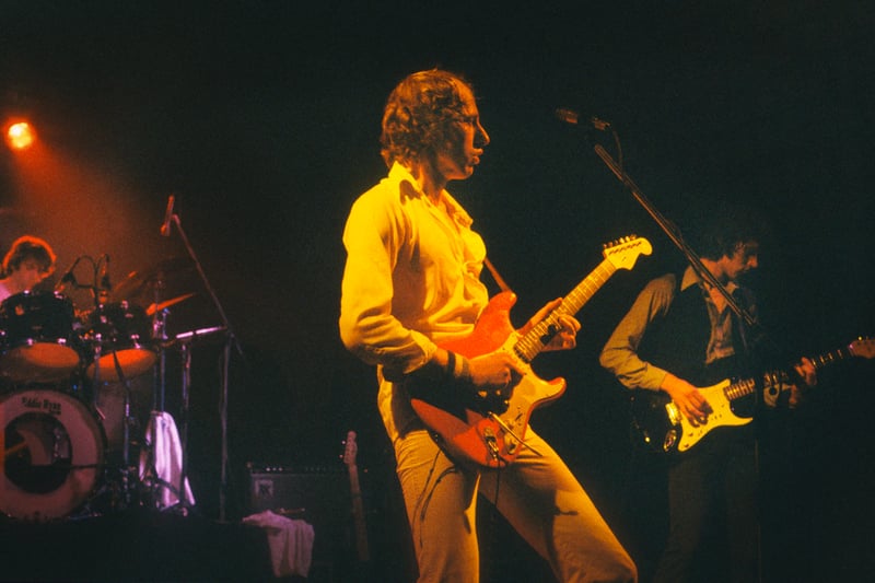 Before appearing at the Glasgow Apollo less than a year later, Dire Straits made their Glasgow debut at the Queen Margaret Union on 9 June 1976. 