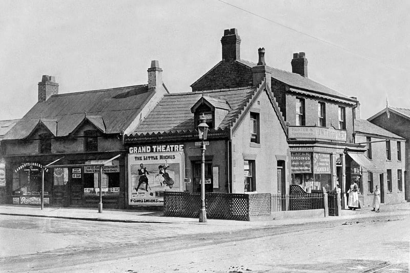 Cottages at Layton Rakes - thought to be the likely site of the Number 2 public house at the junction of Church Street and Elizabeth Street