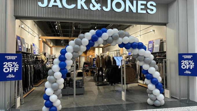 Jack & Jones opened its doors at the White Rose in 2023.