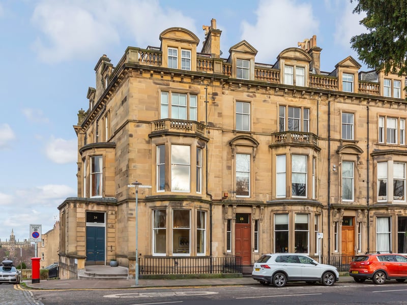 What is it? This charming B-listed one-bedroom flat boasts a prime position on the fringes of the Capital’s New Town conservation area, with extraordinary views of the city.
Learmonth Terrace, New Town, Edinburgh
Offers over £380,000