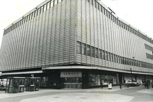 Lewis’s Blackpool’s largest department store, closed in the New Year of 1992 with the loss of 220 jobs. 