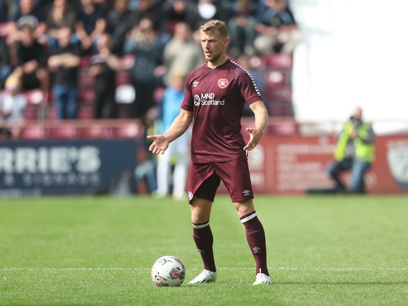 7/10 Hearts' best defender who looked frustrated with others around him.