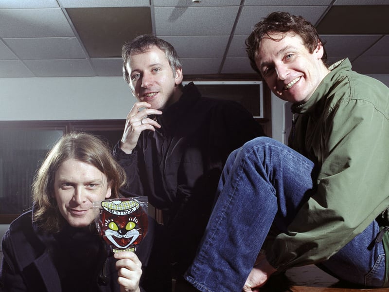 Teenage Fanclub, Glasgow 1997. Singer/guitarist Norman Blake is on the left and bassist/singer Gerard Love is at far right. 