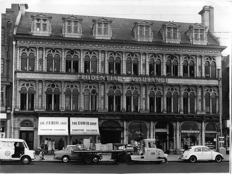 Prudential House, 1966.
North Promenade opposite the cenotaph