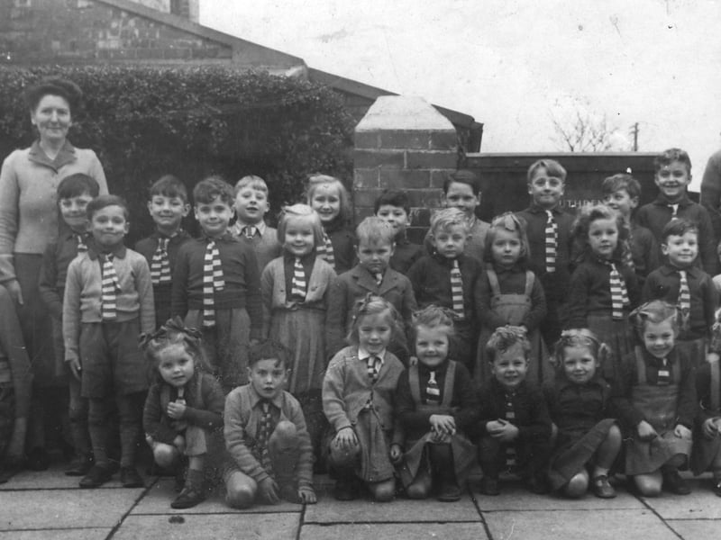 Pupils and teachers of Southdene School, South Shore 1949
