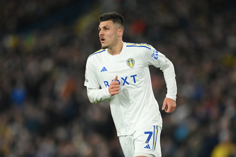 Piroe remains fit, therefore he is most probably the player Farke chooses for the No. 10 role given Georginio and Patrick Bamford are both doubts.