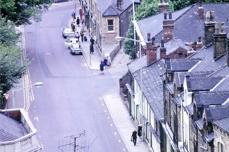 Share your memories of Morley in 1973 with Andrew Hutchinson via email at: andrew.hutchinson@jpress.co.uk or tweet him - @AndyHutchYPN