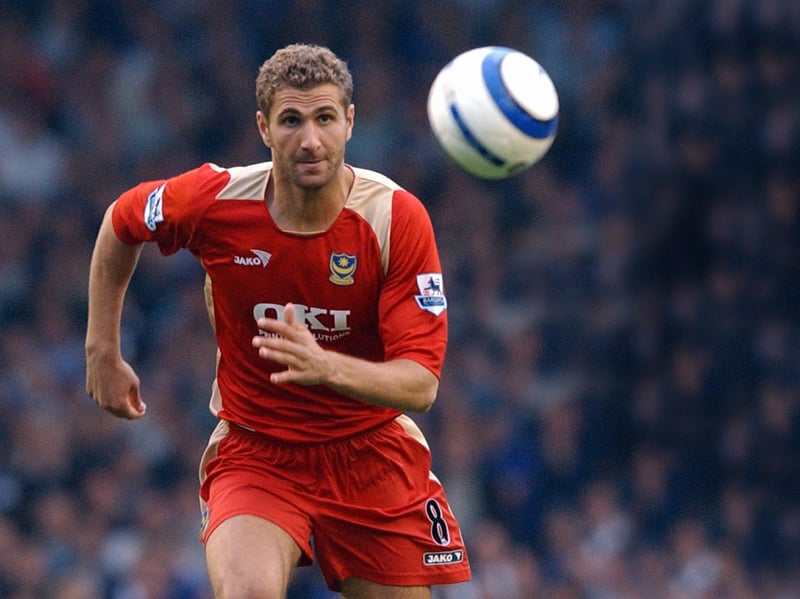 Arrived on loan from Benfica in July 2005 but made just four league starts before being sent back. Made 20 Pompey appearances in total - 13 of which were from the bench