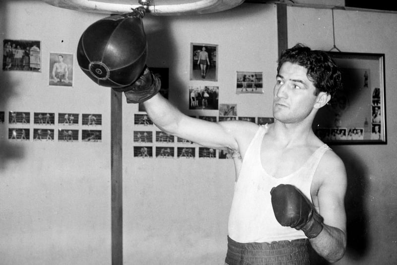 Ronnie Clayton in his Blackpool gymnasium during training for his non-title fight with Manuel Ortiz at Belle Vue, on 3rd Oct 1949