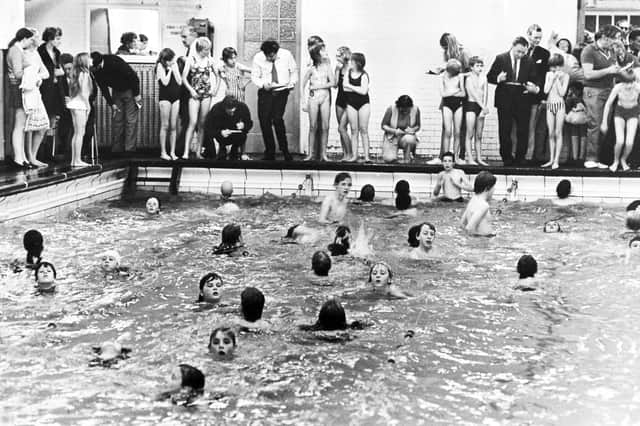Glossop Road Baths - 1971, swimming lessons, Picture: Sheffield Newspapers