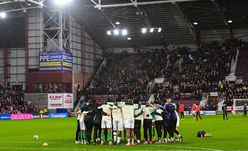 One final Hibs pep talk in front of the away end.