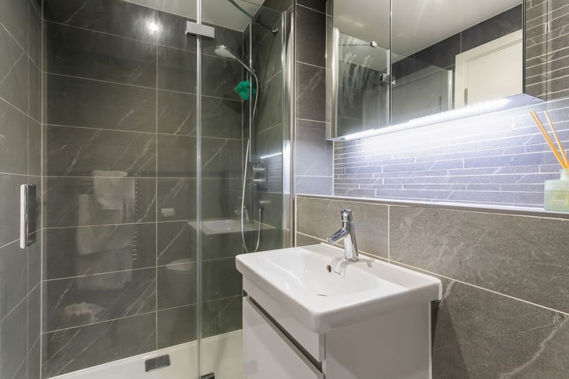 Another of the property's luxury, modern en-suite shower rooms.