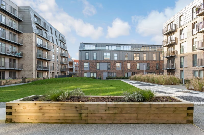 Externally, the development is set within beautifully landscaped shared garden grounds with neatly lawned areas, paved and gravelled sections, and raised planters. The home comes with its own allocated parking space in an underground car park, as well as an EV charger.