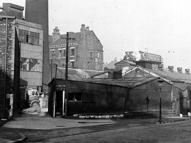 Asbestos factory of J. W. Roberts on Canal Road. Factory chimney in background. To the left can be seen the end of Old Row. Pictured in October 1943.