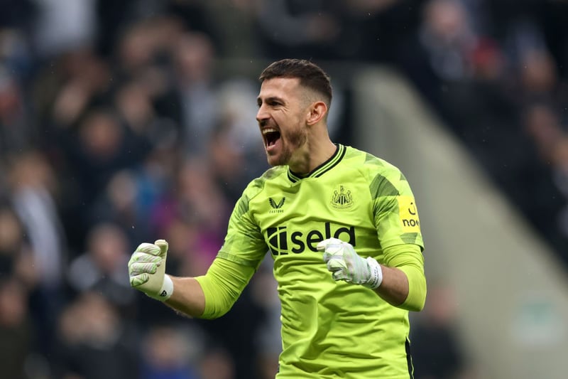 Reliable when called upon in the second-half to deny Nathan Fraser, Pablo Sarabia and  Jeanricner Bellegarde. His first league clean sheet since Fulham on December 16