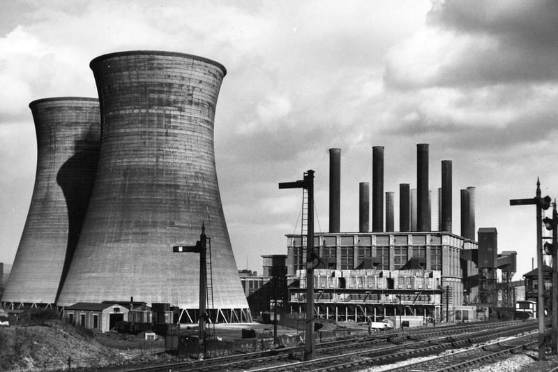 Kirkstall Power Station pictured in April 1949.