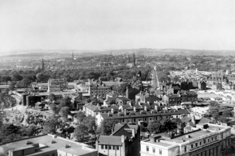 A view from the top of the University fo Leeds in September 1949 looking up Woodhouse Lane.
