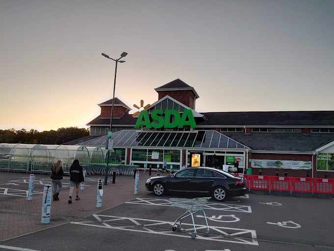 The Kitchen at Asda Superstore, Killingbeck Drive, Killingbeck, was rated on December 8.