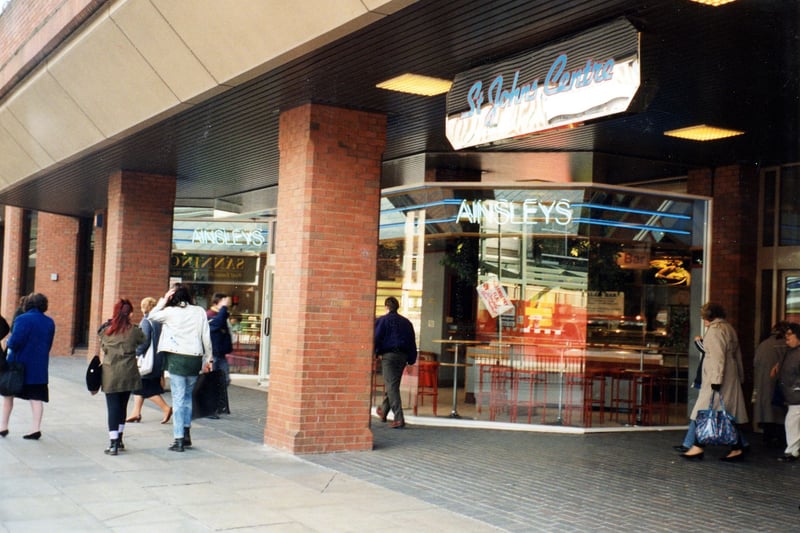 St John's Centre in August 1991 seen from Merrion Street, with Ainsley's Bakery prominent. The entrance to the shopping centre, which opened in 1985, can be seen on the right.