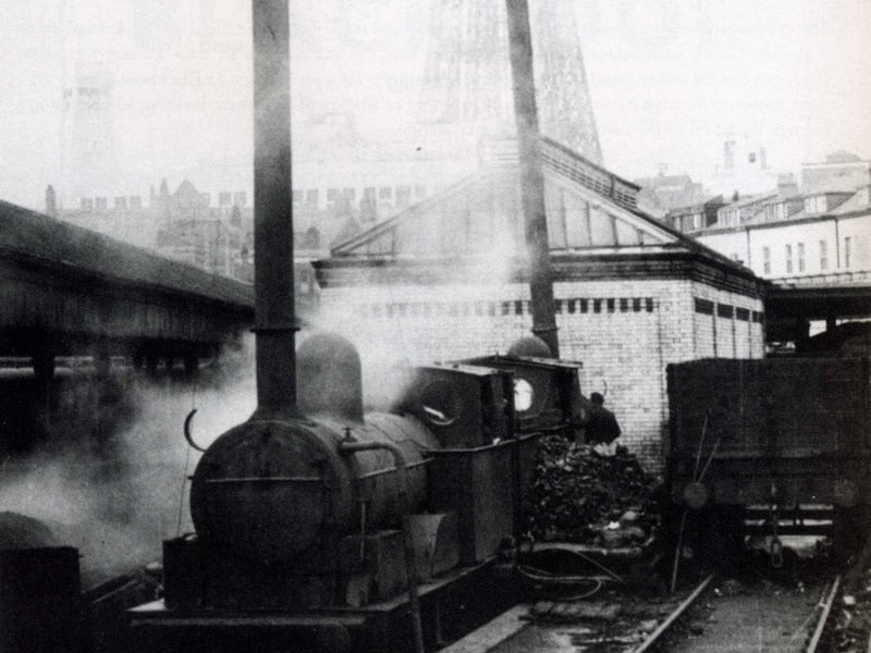 Stationary steam engines at Central Station, in 1956. They were used to provide steam heat for carriages stored nearby overnight
