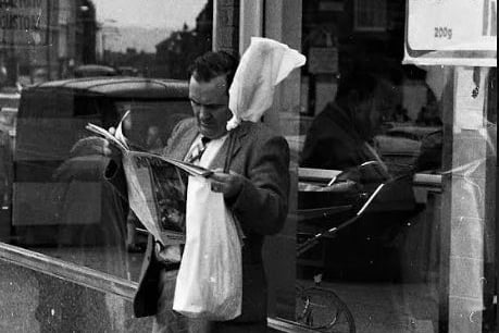 A well dressed gentleman on Byres Road pictured with the latest edition of the NME. 
