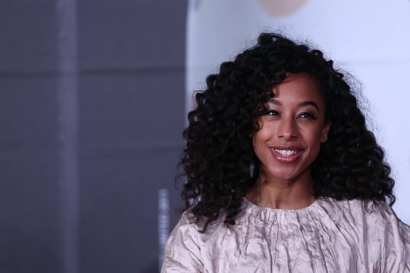British singer-songwriter Corinne Bailey Rae is also from Leeds. She is best-known for the 2006 hit song 'Put Your Records On'. 