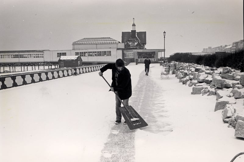 Fylde Council workmen were soon clearing a pathway for pedestrians along the St Annes Promenade after overnight snowfall