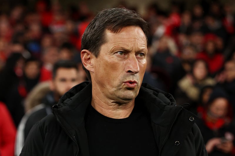 Roger Schmidt was met with whistles and boos as Rangers piled pressure on an under-pressure Benfica side.