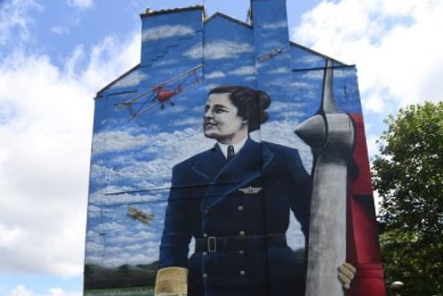 Winnie Drinkwater was a pioneering Scottish aviator and aeroplane engineer. She was the first woman in the world to hold a commercial pilot's licence. This is a mural of her in Cardonald where she used to live. 