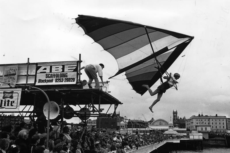 North Pier Birdman Competition in 1987.
The first hang-glider entry drops like a stone and is quickly rescued by Blackpool Sub-Aqua Club