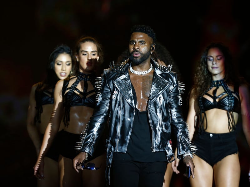Get ready for a non-stop party atmosphere that will have the entire arena on its feet. The king of TikTok and global R&B hits brings his high-energy performance to the stage. Expect incredible choreography, a powerhouse vocal range, and a setlist packed with chart-topping anthems.