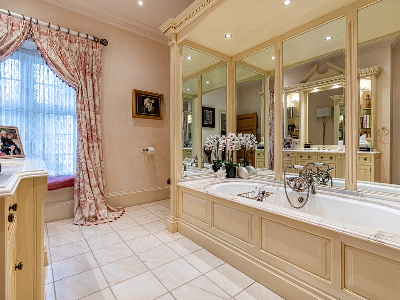 The couple carried out a full renovation which included adding a beautiful Amdega conservatory to the south-facing elevation.