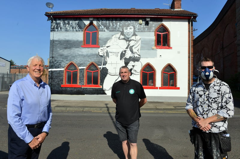 Artist Frank Styles with Jimmy Montgomery outside The Times Inn.
They were joined for a look at the new Monty mural by landlord Steve Lawson.