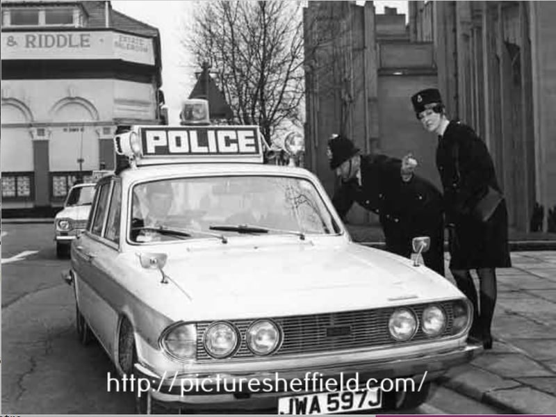 Police cars on St.James Row, in February 1972. Photo: Picture Sheffield