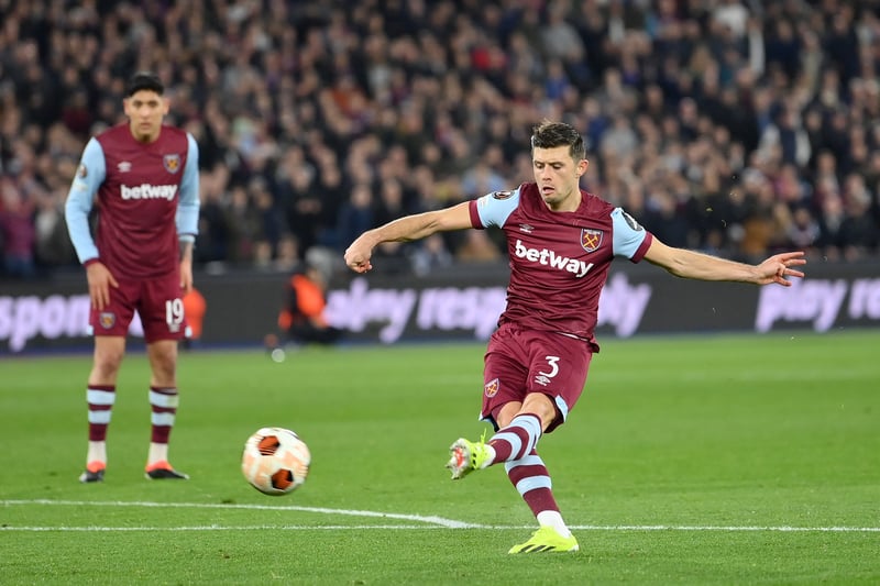 Doan did look the Freiburg player most likely to cause a problem up against Cresswell, but ultimately didn't. A good showing topped off by the goal. His neat finish through the Freiburg defence went down a treat with the stadium as he made the most of space afforded to him.