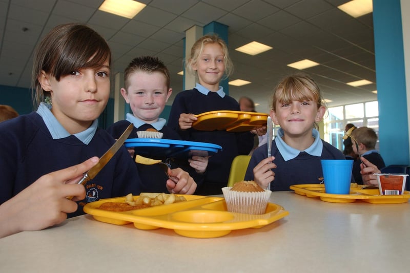 Chip in with your own memories of the school meals at Quarry View.
