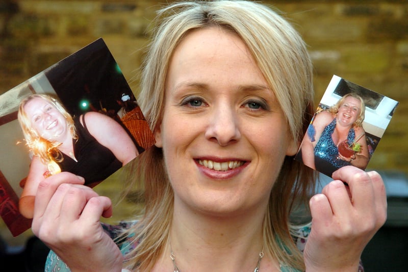 This Calverley super slimmer Nicola Brooks in December 2006. She is holding photos of her before her weight loss. 