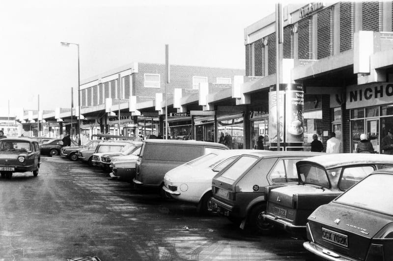 Bramley Shopping Centre in December 1976.