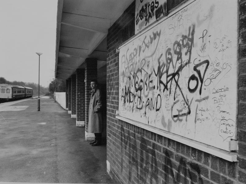 A run down Crossgates Station in April 1986.