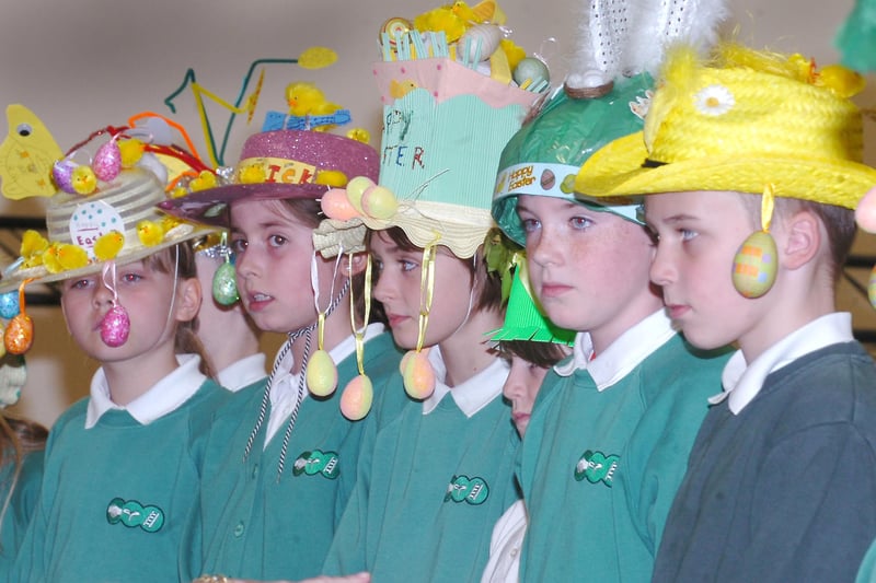 Hats off to these Murton Primary School pupils for a brilliant bonnet display in 2009.