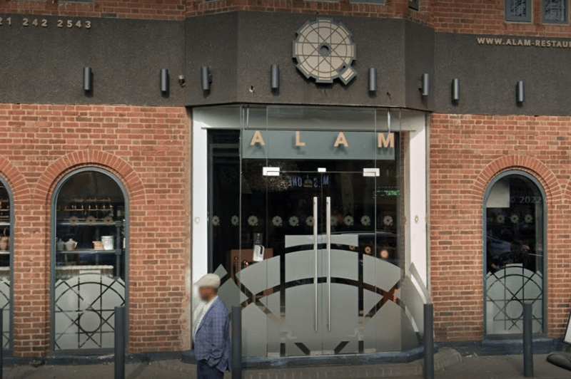 Leading the way, Alam, a versatile halal restaurant,  serving up Ramadan special Indian and Asian-inspired dishes in a relaxed atmosphere. The restaurant will continue to  welcome customers until 11:30 PM, on Friday and Saturday. 