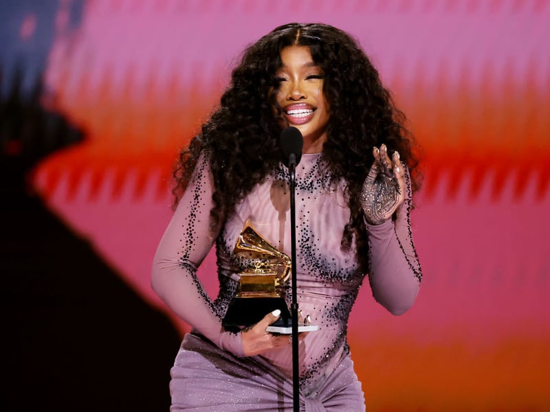 Another Glastonbury 2024 headliner is a 7/1 shot for Bond - American singer SZA.