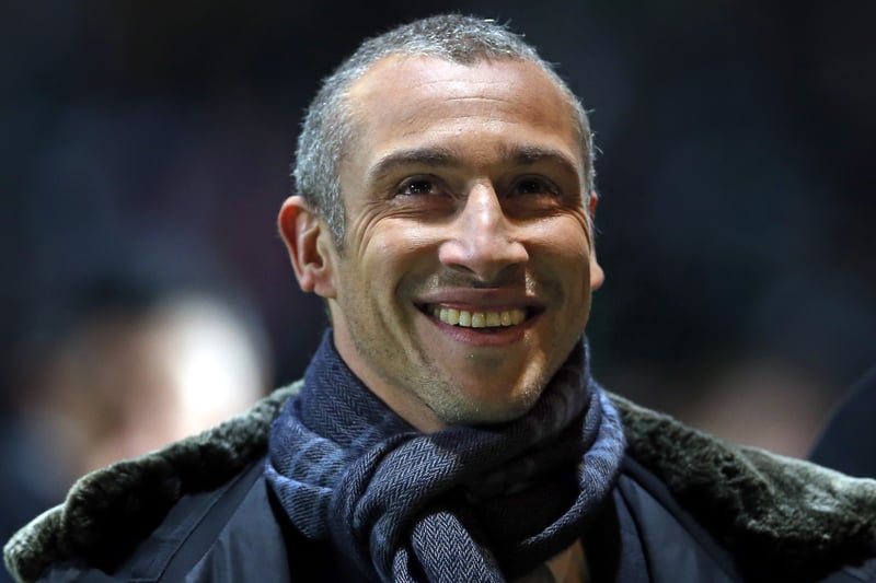 Former Celtic striker Henrik Larsson received an honorary degree off the University of Strathclyde in May 2005. The award was given in recognition of his contribution to sport and his impact on Glasgow and Scotland.