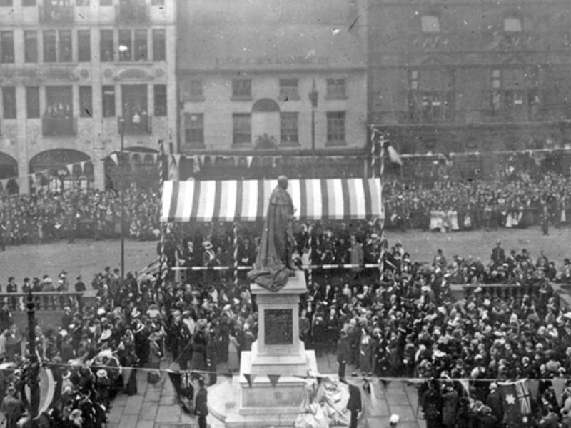 The unveiling of the Edward VII statue in Fitzalan Square, Sheffield, on October 28, 1913, with the Marples Hotel, Fisher, Son and Sibray, and The White Buildings in the background